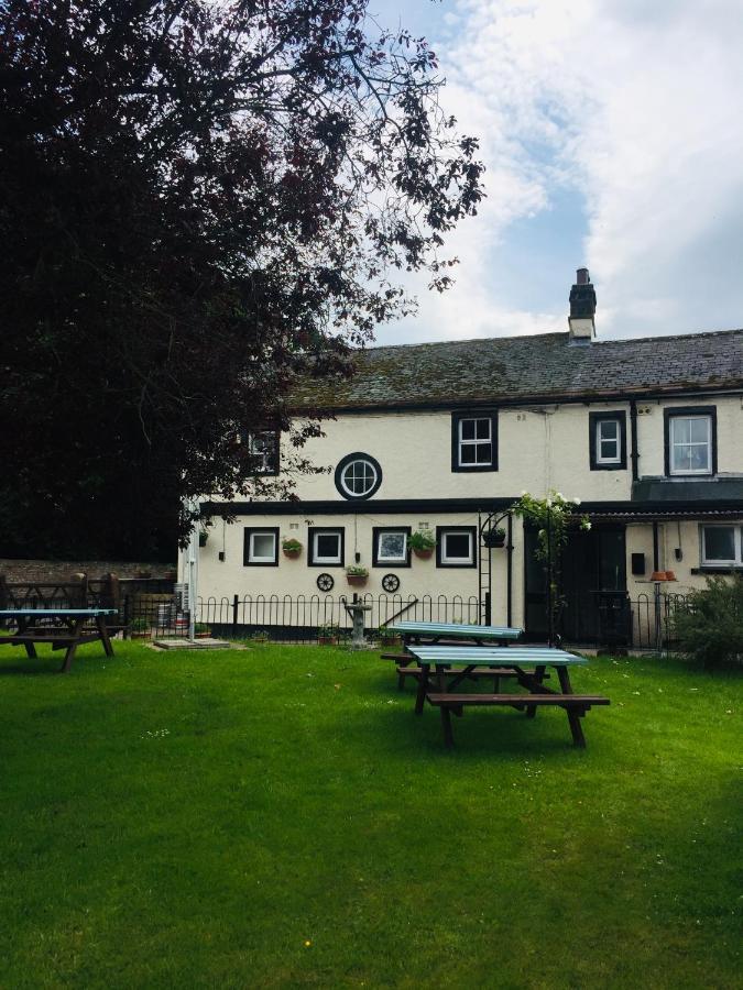 The Globe Inn Penrith Buitenkant foto